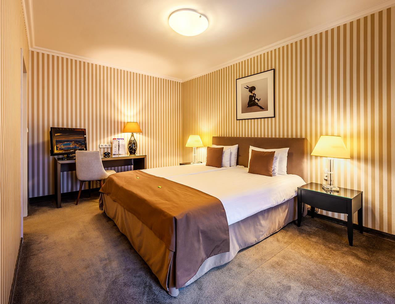Ambra Hotel Budapest Luaran gambar