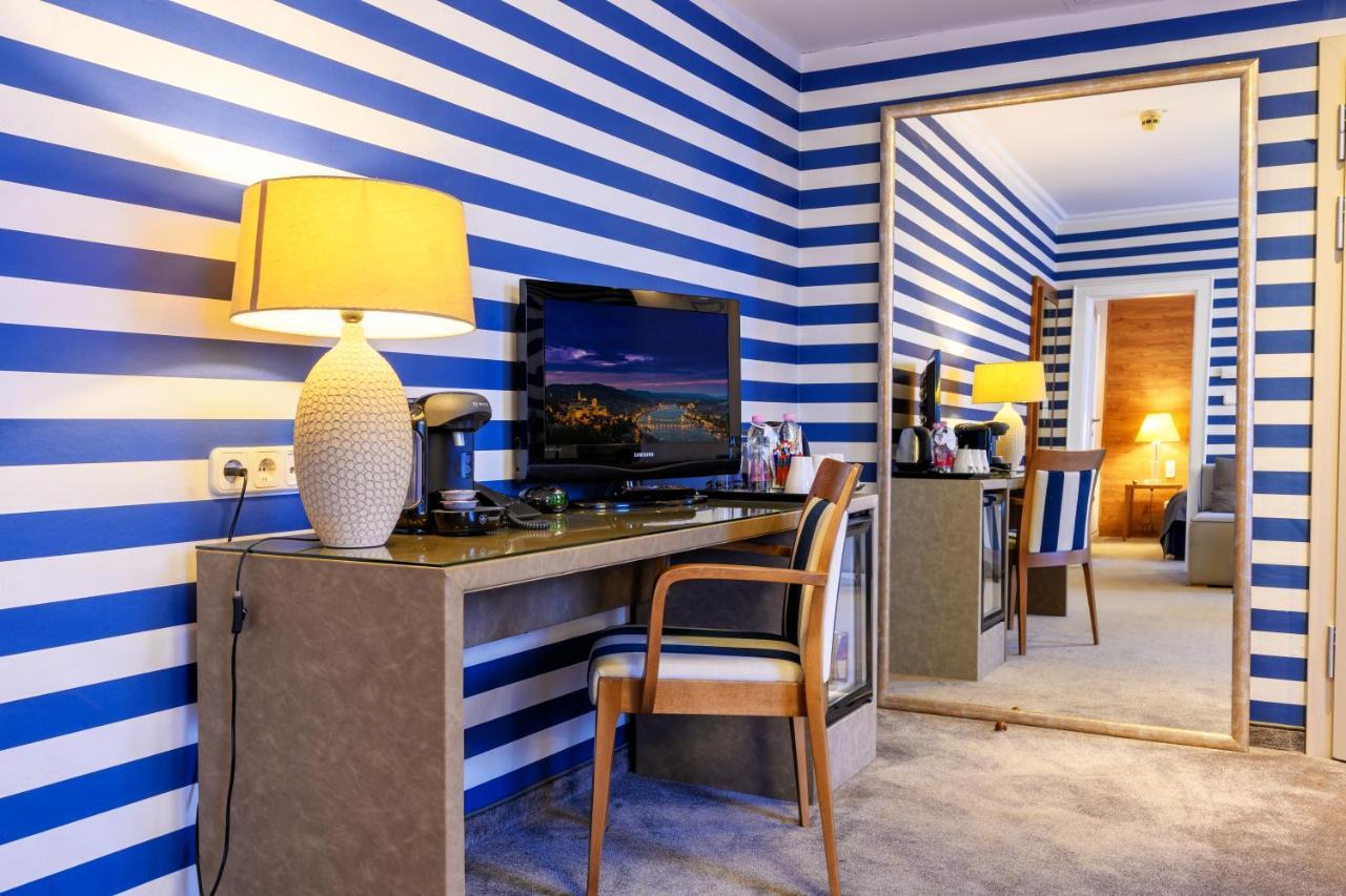 Ambra Hotel Budapest Luaran gambar